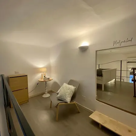 The Loft In The Yard Διαμέρισμα *