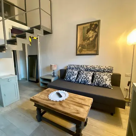 The Loft In The Yard * Milán